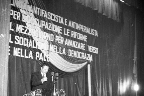 1972 CONGR.PROV .AMENDOLA AL METROPOLITAN 2