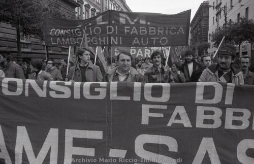1975-12-DICEMBRE-2