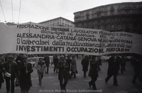 1975-12-DICEMBRE-7