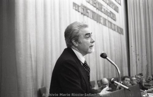 1975-CONGRESSO-PROVINCIALE-17-SALUTO-B-RUNO-MILANESI-