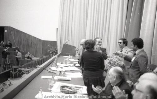 1975-CONGRESSO-PROVINCIALE-22-MIMOSE-PER-L 8-MARZO