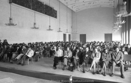 1975-GENNAIO-ASSEMBLEA-DONNE-DEL-SUD-5