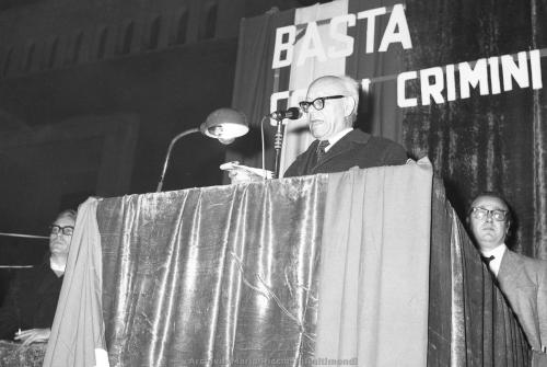 1975-GENNAIO-TERRACINI-MANIFESTAZIONE-ANTIFASCISTA-4