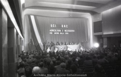 1975-MANIFESTAZIONE-CONTADINI-1-