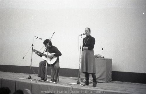1976-CONCETTA-BARRA-AL-FIORENTINI-1-