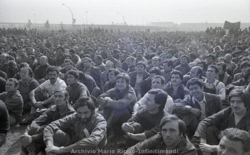 1977-ALFASUD-CON-FORZE-POLITICHE-7