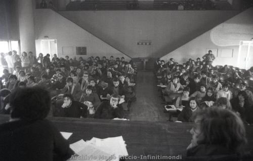 1977-ASSEMBLEA-POLITCECNICO-1