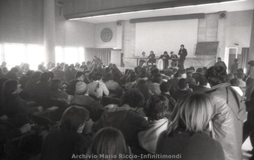 1977-ASSEMBLEA-POLITCECNICO-4