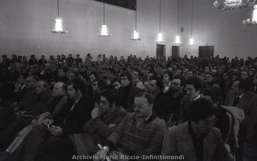 1978-GERARDO-HCIAROMONTE-ALLA-MOSTRA-D OLTREMARE-6-MODESTINO-DE-CHIARA